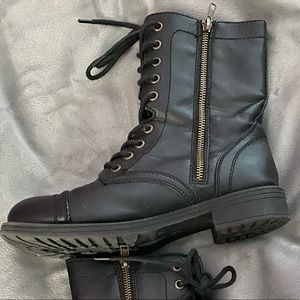 Brash combat boots